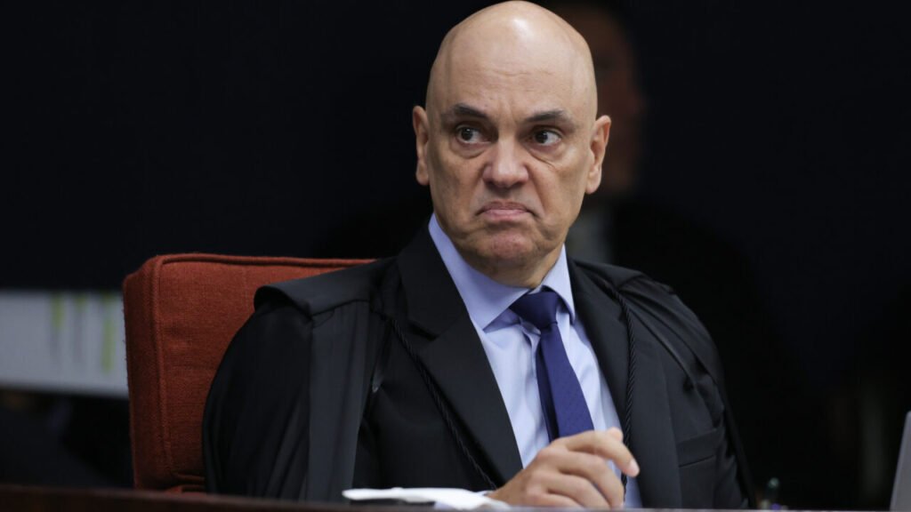 Ministro Alexandre de Moraes em sessão do STF