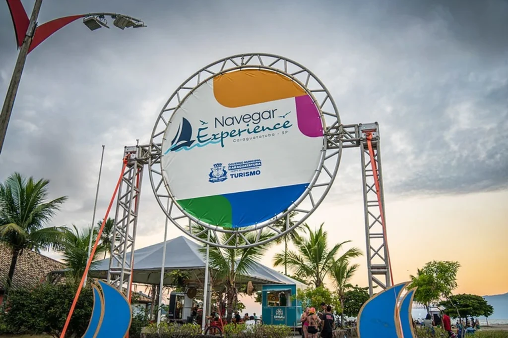 Atividade náutica do Navegar Experience em Caraguatatuba
