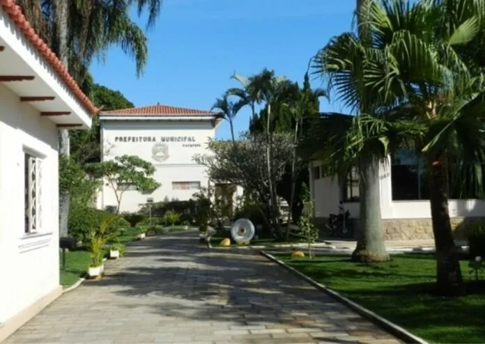 Fachada da Prefeitura Municipal de Caçapava